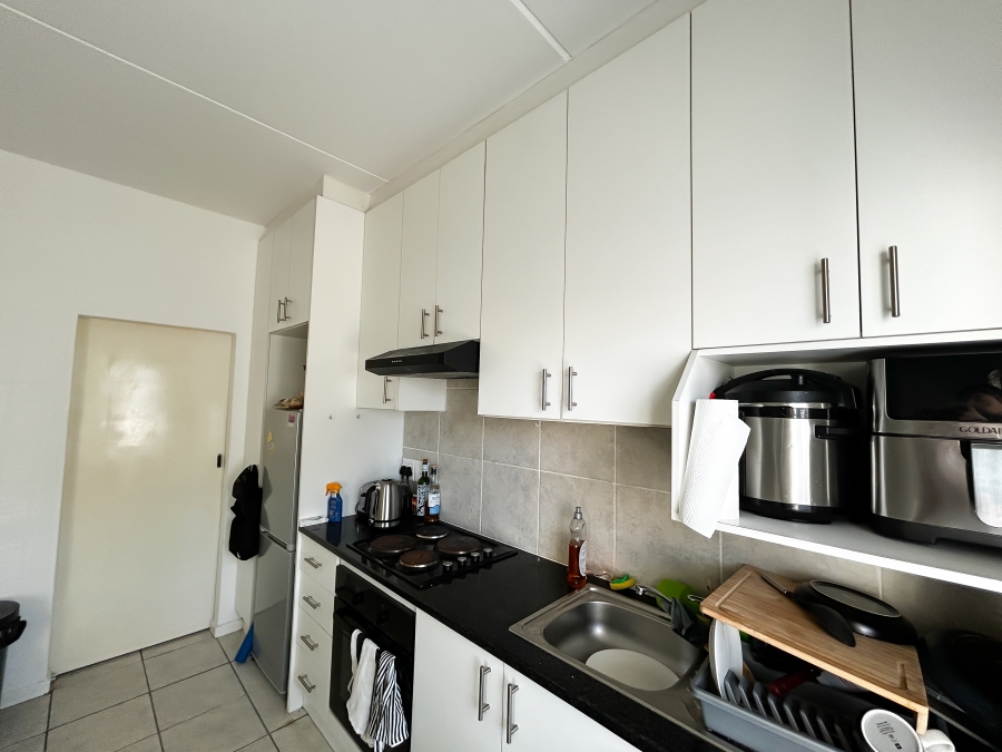 1 Bedroom Property for Sale in Table View Western Cape